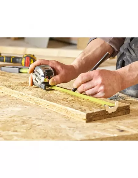 Mesure 8m X 32 Mm Blade Armor FATMAX | 0-33-892 - Stanley | IFD Outillage 6 Mesure 8m X 32 Mm Blade Armor FATMAX | 0-33-892 - Stanley | IFD Outillage – Image 6