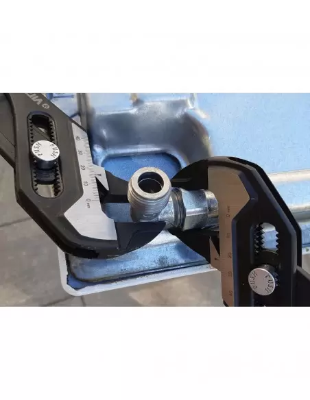 Pince-Clé 10'' 250mm | 011210 - Virax | IFD Outillage 5 Pince-Clé 10'' 250mm | 011210 - Virax | IFD Outillage – Image 5